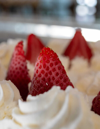 torta helada de frutillas detalle